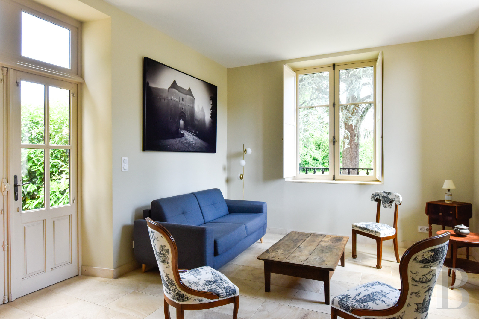 À Ainay-le-Vieil, entre Bourges et Montluçon, une forteresse séculaire tout en raffinement  - photo  n°30